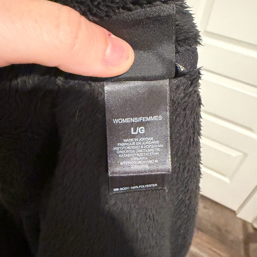 Women’s North Face Jacket - Picture 8 of 9